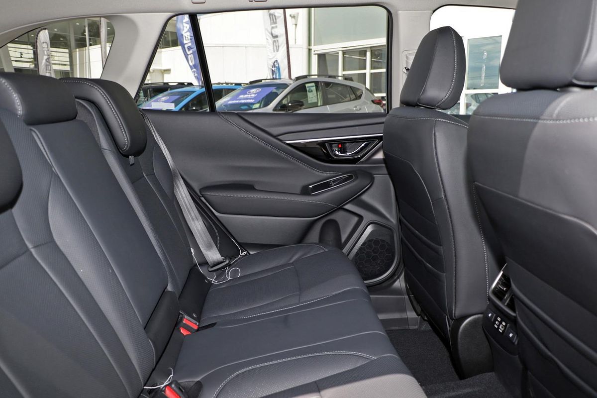2025 Subaru Outback AWD Touring XT 6GEN
