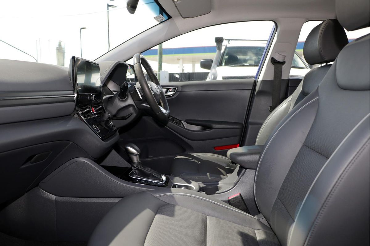 2020 Hyundai IONIQ Plug-in Premium AE.3