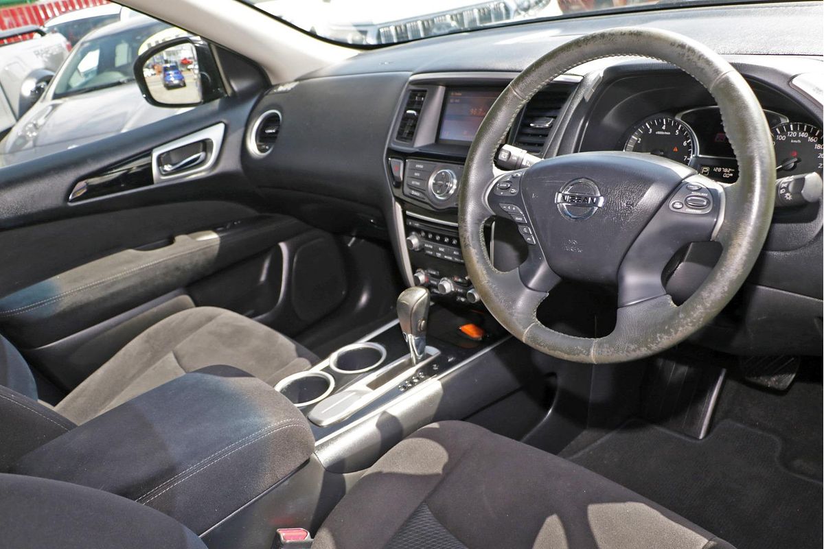 2015 Nissan Pathfinder ST R52