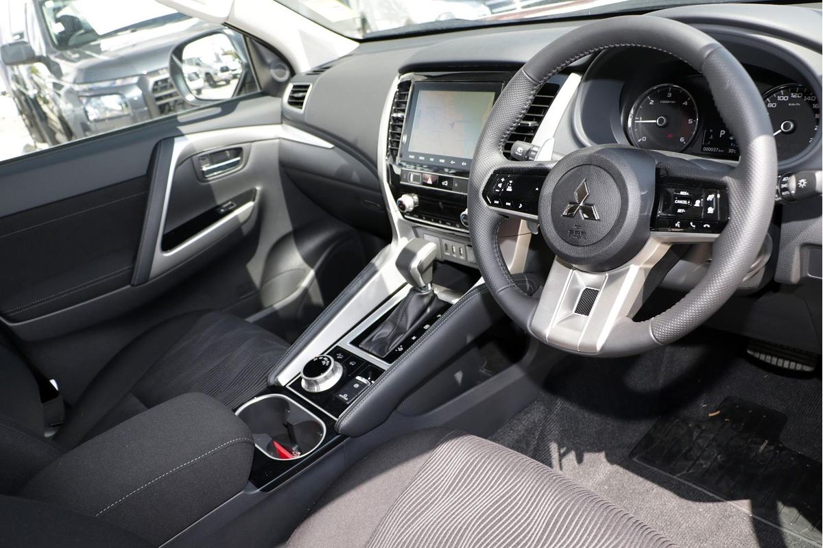 2024 Mitsubishi Pajero Sport GLS QG