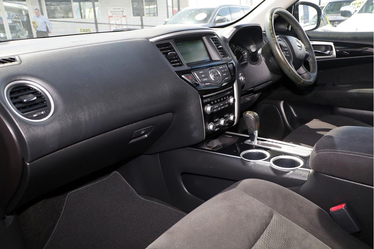 2015 Nissan Pathfinder ST R52