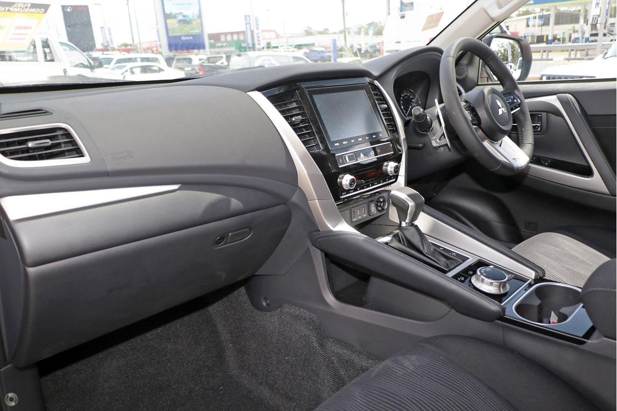 2024 Mitsubishi Pajero Sport GLS QG