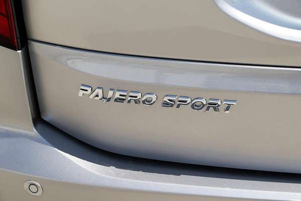 2024 Mitsubishi Pajero Sport Exceed QG