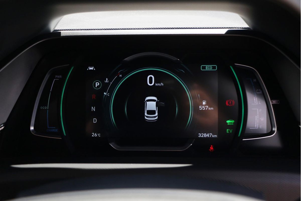2020 Hyundai IONIQ Plug-in Premium AE.3