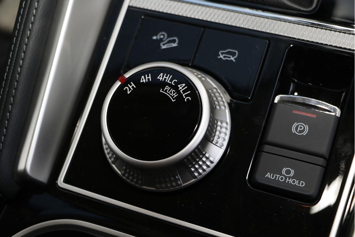 2024 Mitsubishi Pajero Sport GLS QG