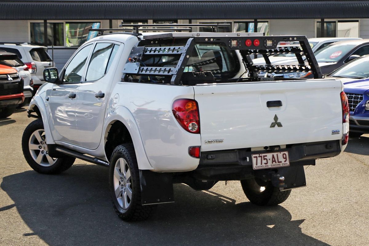 2014 Mitsubishi Triton GLX MN 4X4