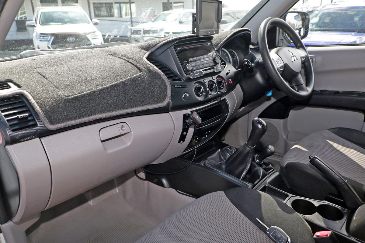 2014 Mitsubishi Triton GLX MN 4X4