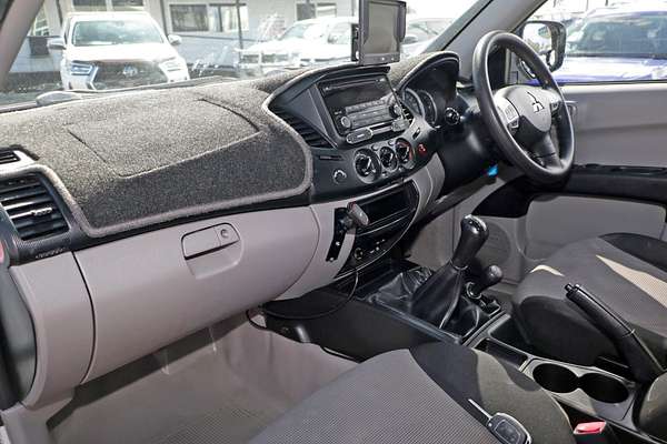 2014 Mitsubishi Triton GLX MN 4X4