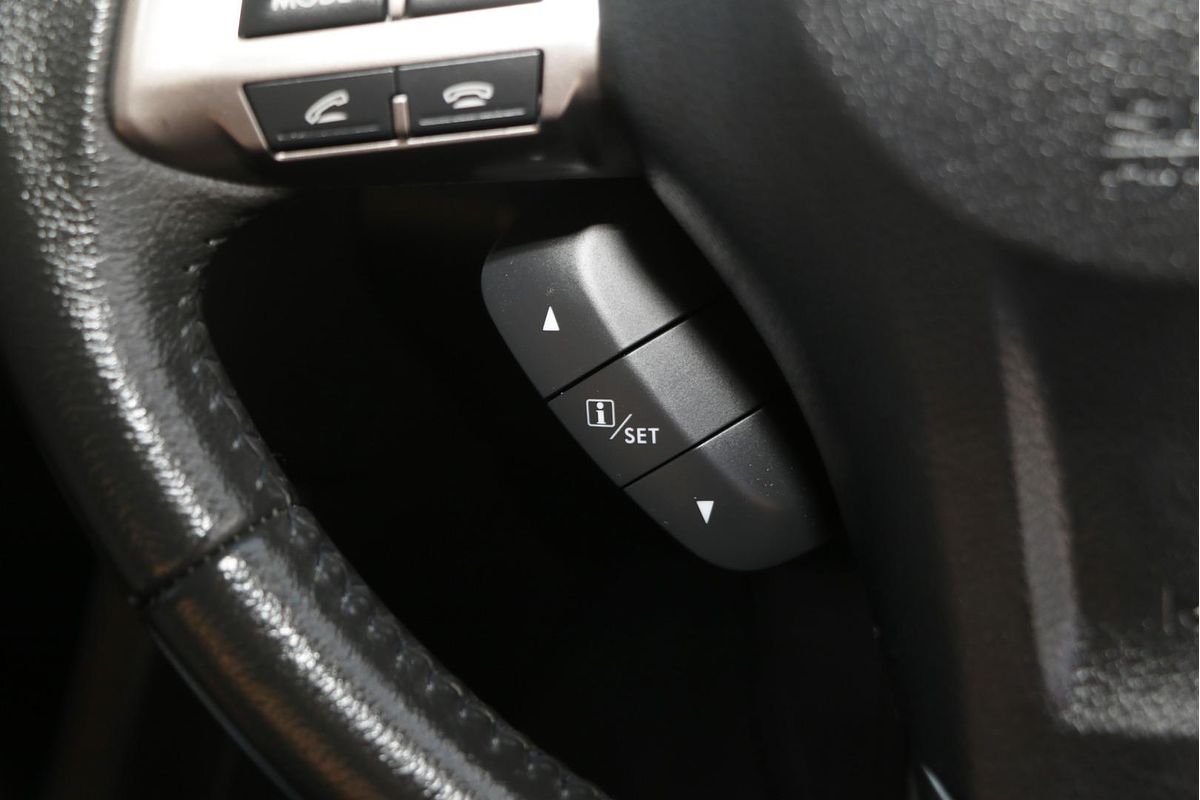 2014 Subaru XV 2.0i-L G4X