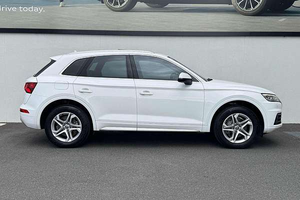 2018 Audi Q5 45 TFSI design FY