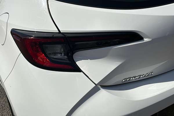 2024 Toyota Corolla Ascent Sport Hybrid ZWE219R