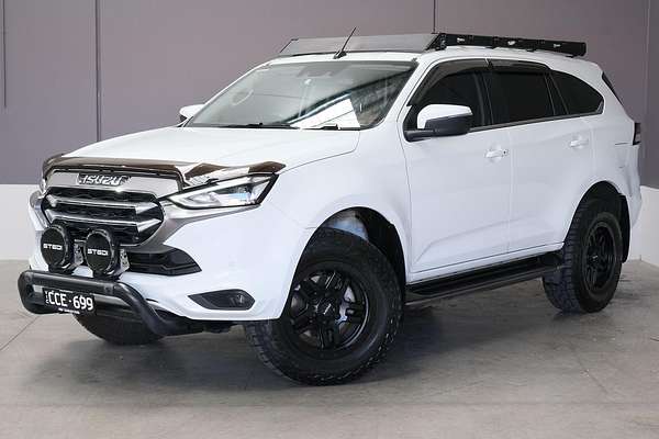 2022 Isuzu MU-X LS-T