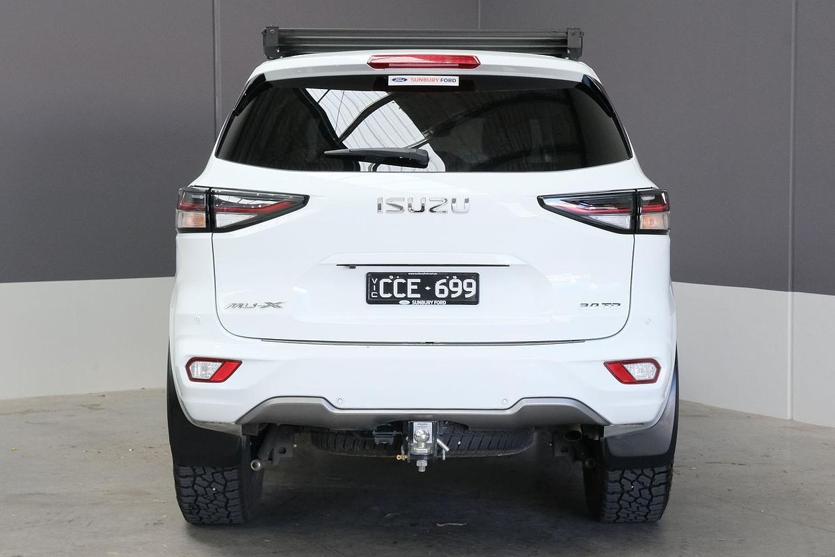 2022 Isuzu MU-X LS-T