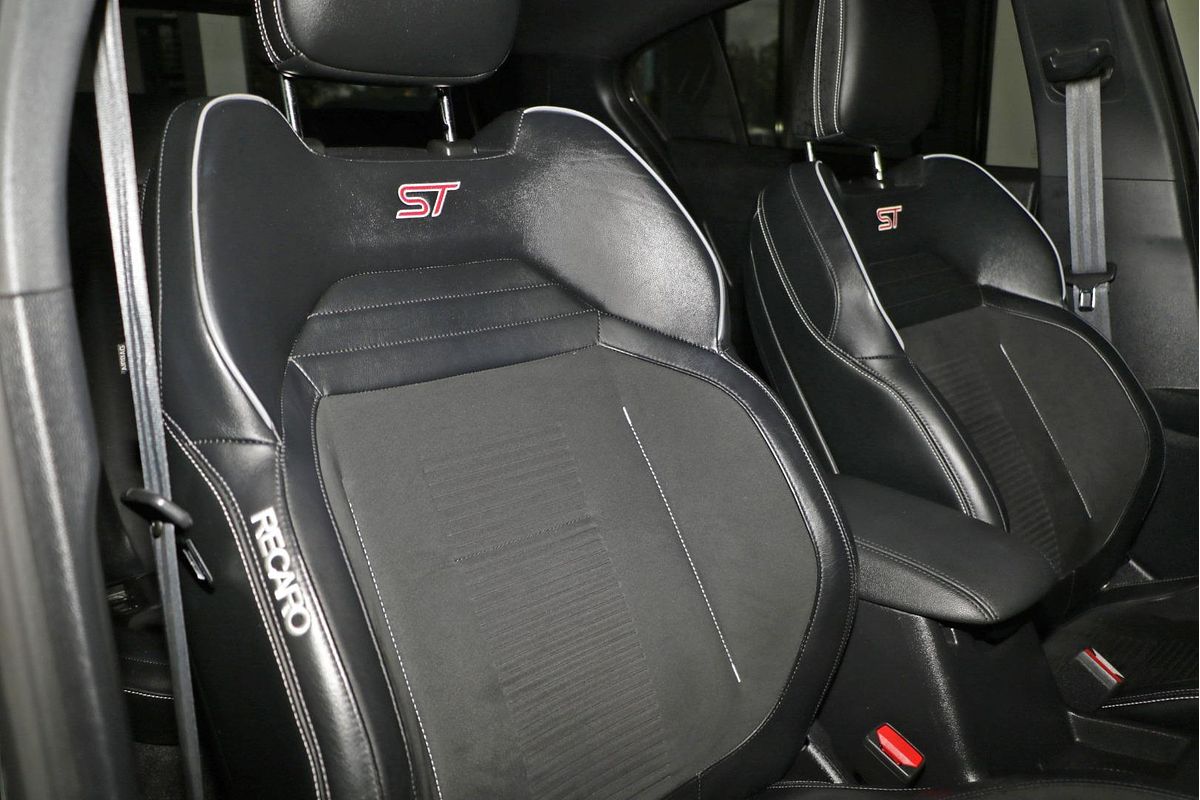 2021 Ford Focus ST SA