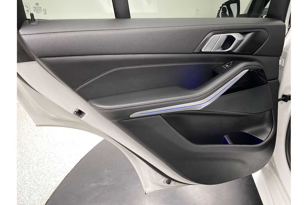 2022 BMW X5 xDrive40i M Sport G05