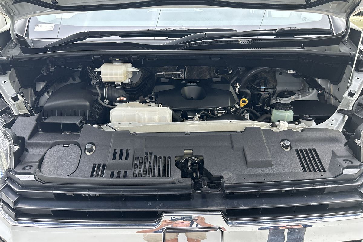 2023 Toyota Hiace GDH300R LWB