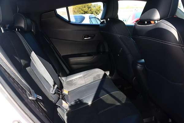 2023 Toyota C-HR GR Sport ZYX10R