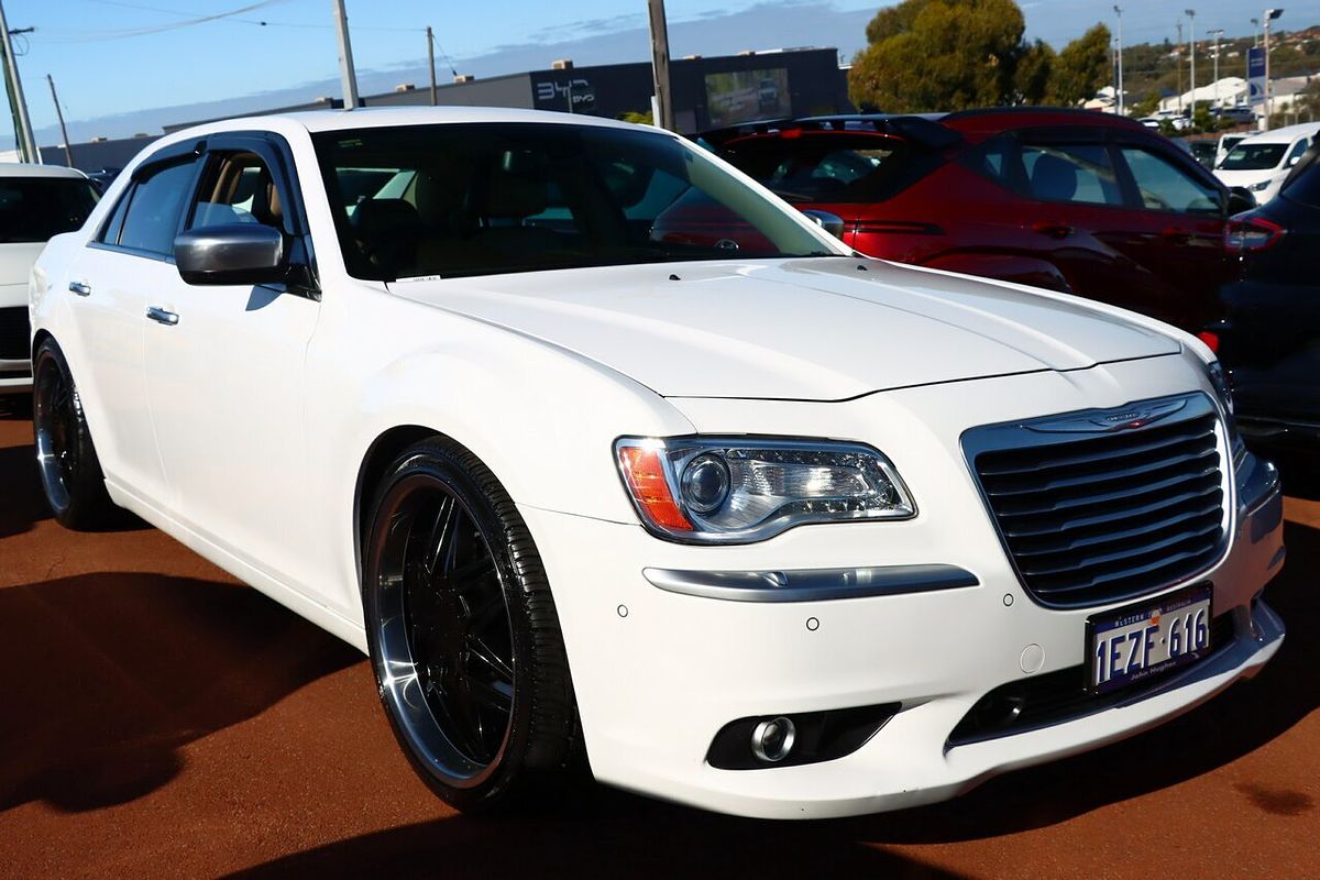 2013 Chrysler 300 C LX