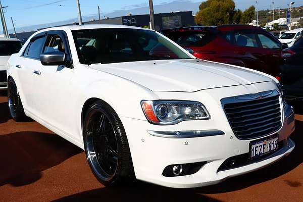 2013 Chrysler 300 C LX