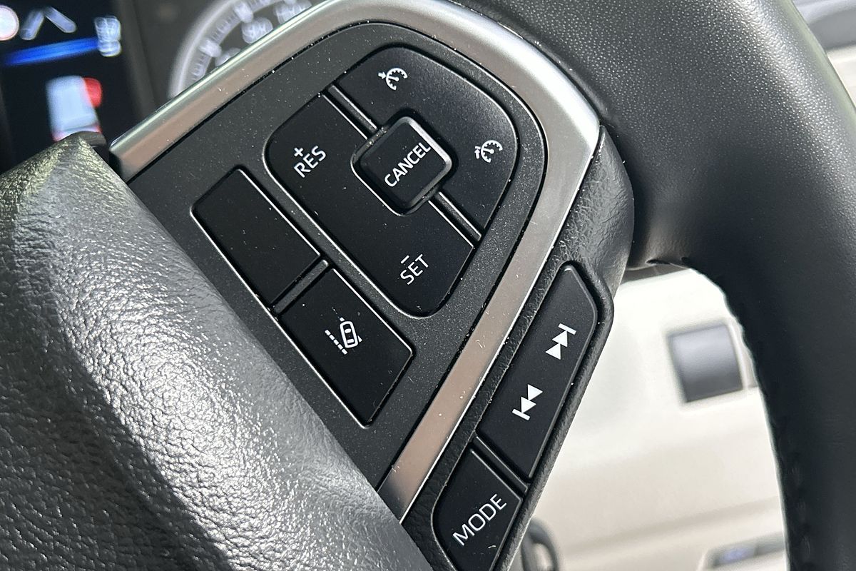 2023 Toyota Hiace GDH300R LWB