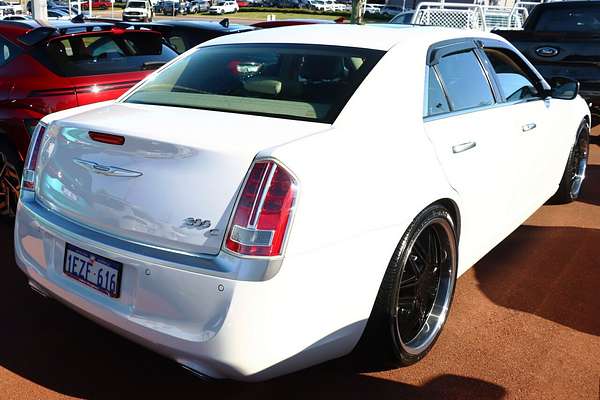 2013 Chrysler 300 C LX