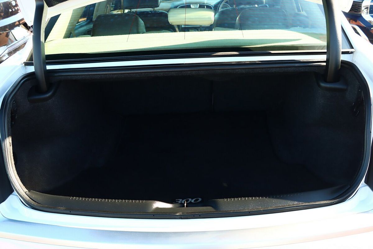 2013 Chrysler 300 C LX