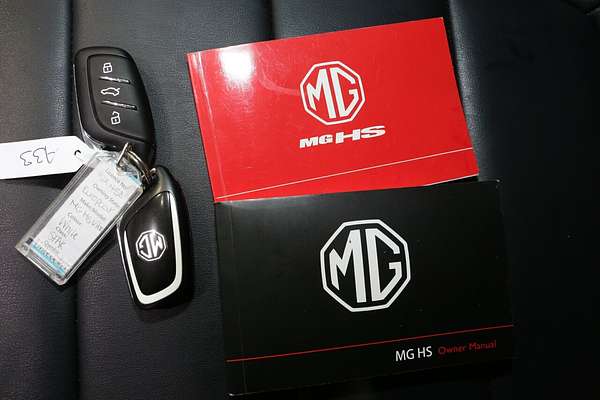 2024 MG HS Vibe SAS23