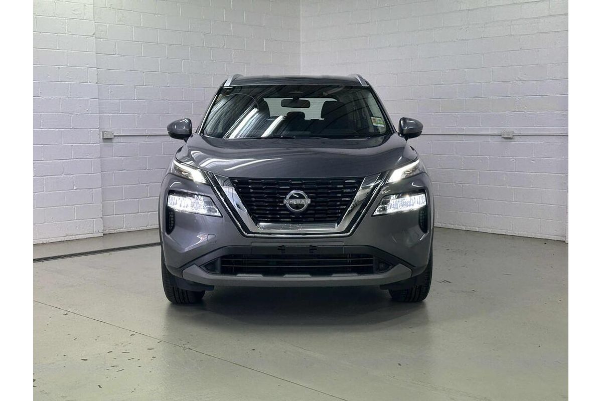 2025 Nissan X-TRAIL ST T33
