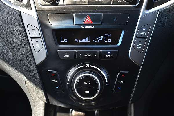 2017 Hyundai Santa Fe Active X DM3 Series II
