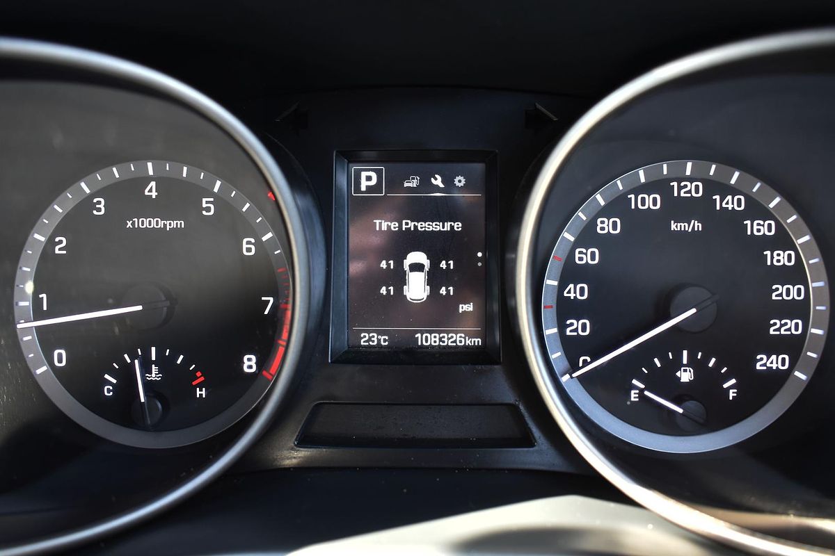 2017 Hyundai Santa Fe Active X DM3 Series II