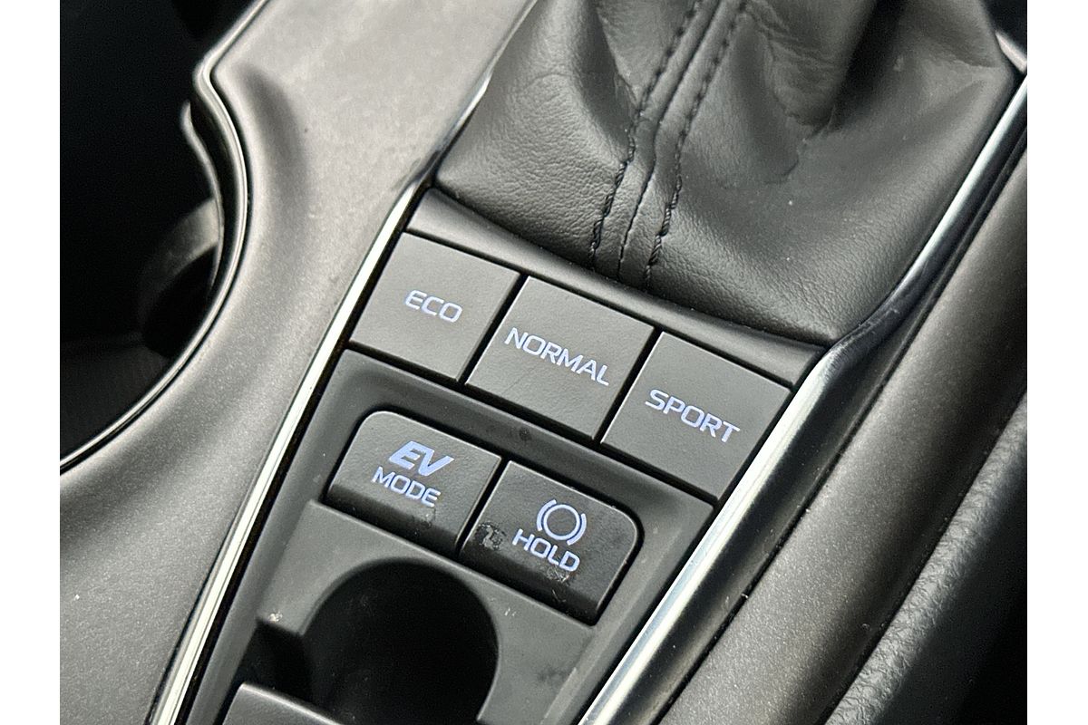 2024 Toyota Camry Ascent AXVH70R