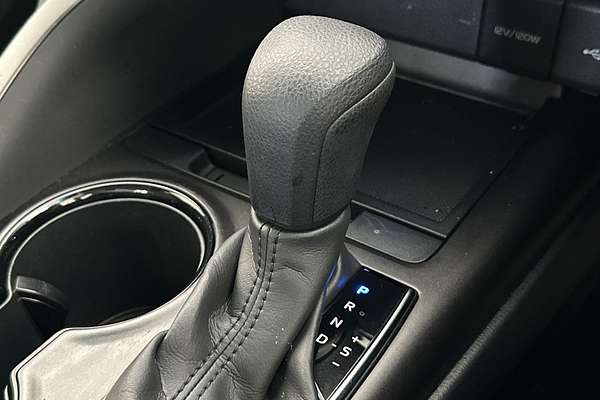 2024 Toyota Camry Ascent AXVH70R