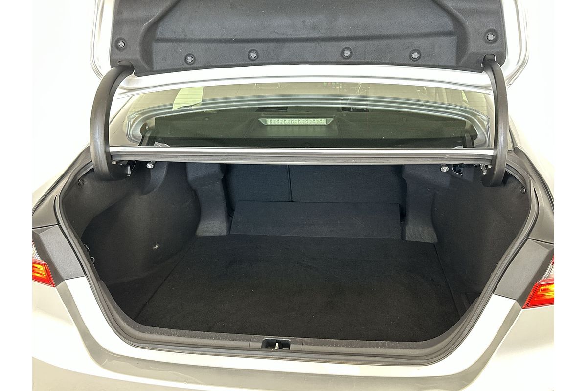 2024 Toyota Camry Ascent AXVH70R