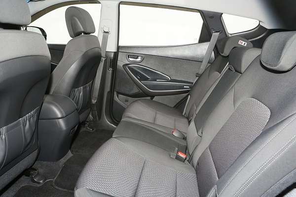 2017 Hyundai Santa Fe Active DM3 Series II
