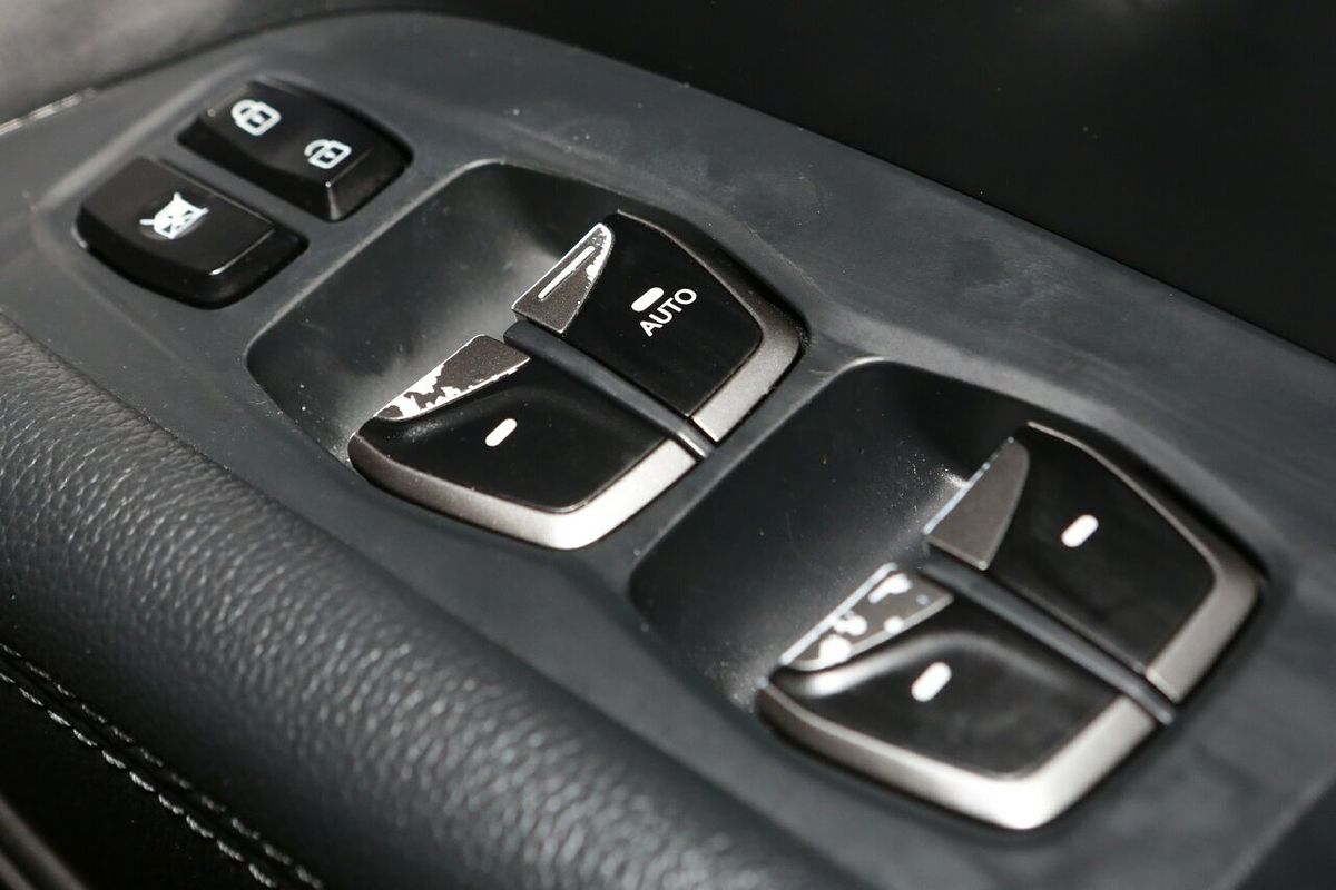 2017 Hyundai Santa Fe Active DM3 Series II