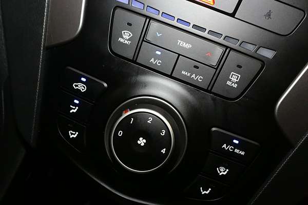 2017 Hyundai Santa Fe Active DM3 Series II