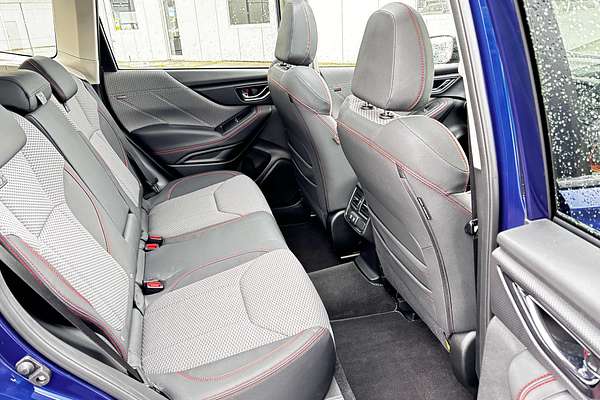 2024 Subaru Forester 2.5i Sport S5