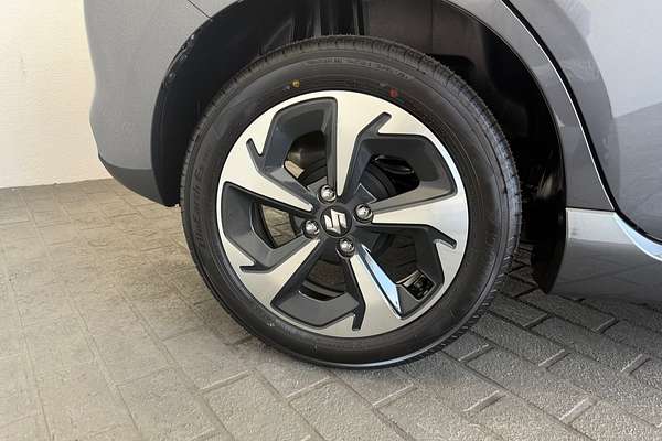 2025 Suzuki Swift Hybrid GLX UZ