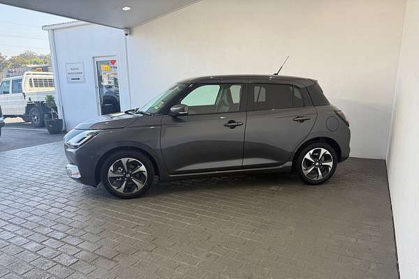 2025 Suzuki Swift Hybrid GLX UZ