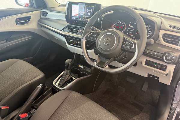 2025 Suzuki Swift Hybrid GLX UZ