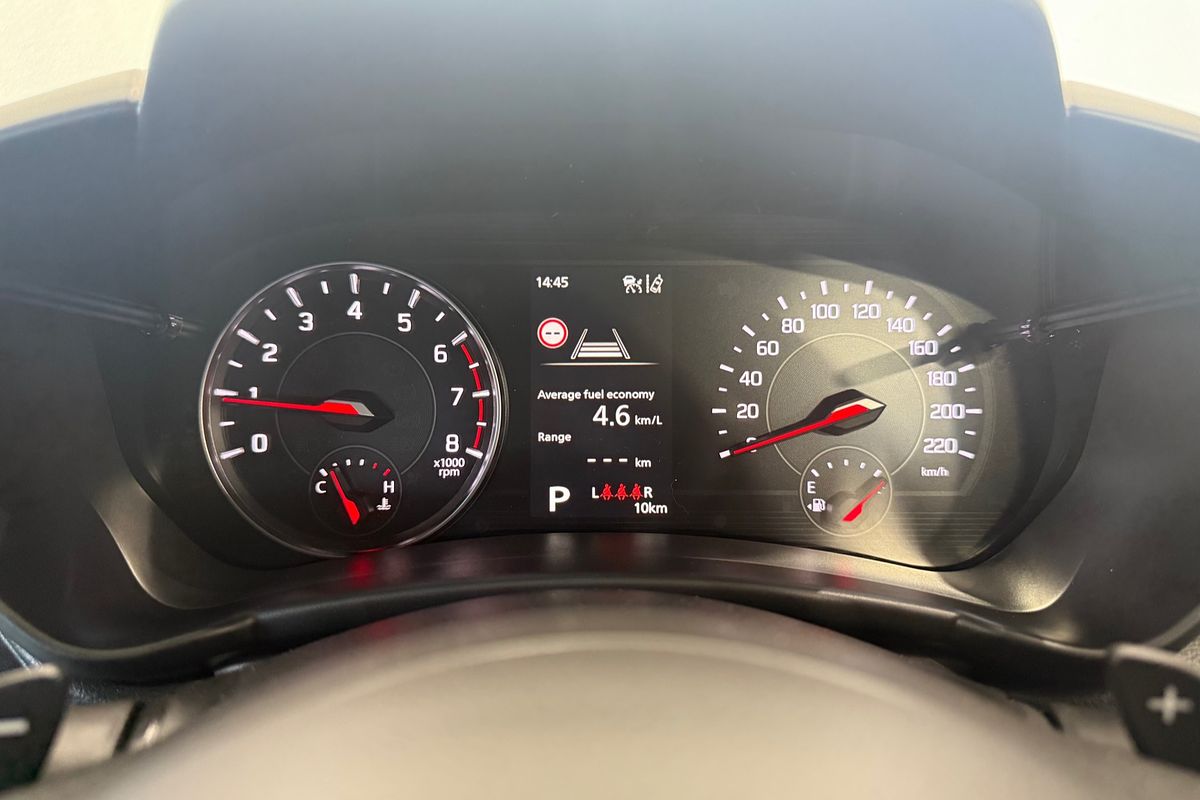 2025 Suzuki Swift Hybrid GLX UZ