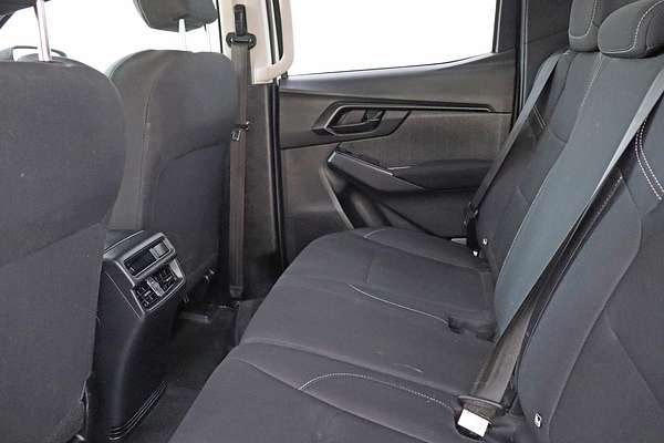 2021 Isuzu D-MAX SX High Ride Rear Wheel Drive