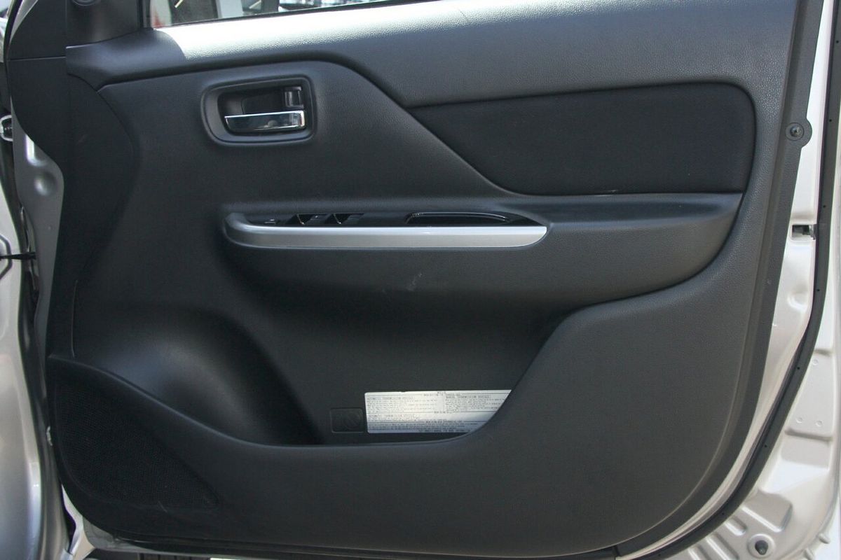 2022 Mitsubishi Triton GLS MR 4X4