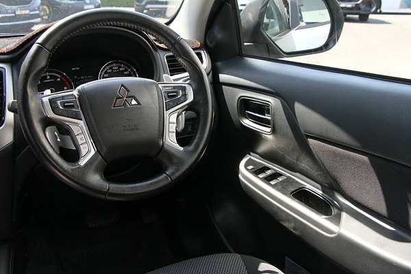 2022 Mitsubishi Triton GLS MR 4X4