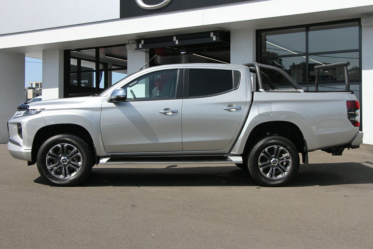 2022 Mitsubishi Triton GLS MR 4X4