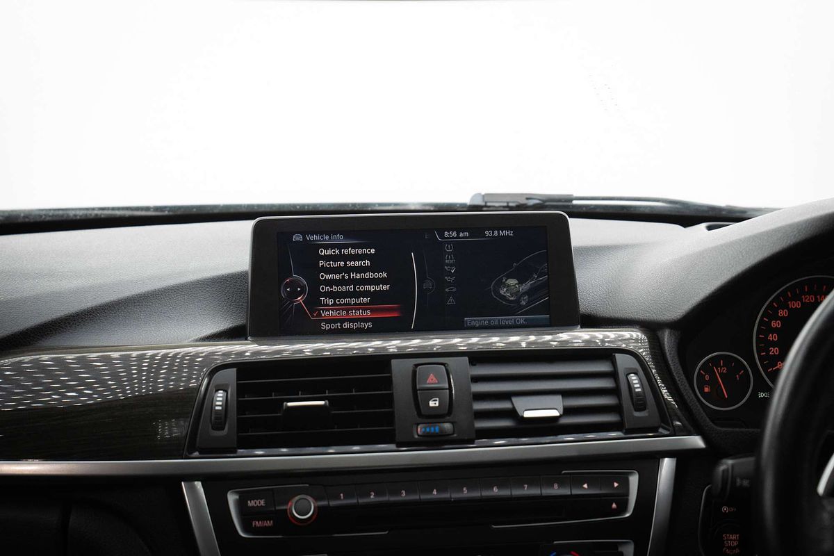 2014 BMW 3 Series 328i Luxury Line F30