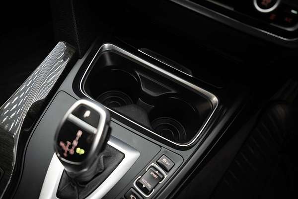 2014 BMW 3 Series 328i Luxury Line F30