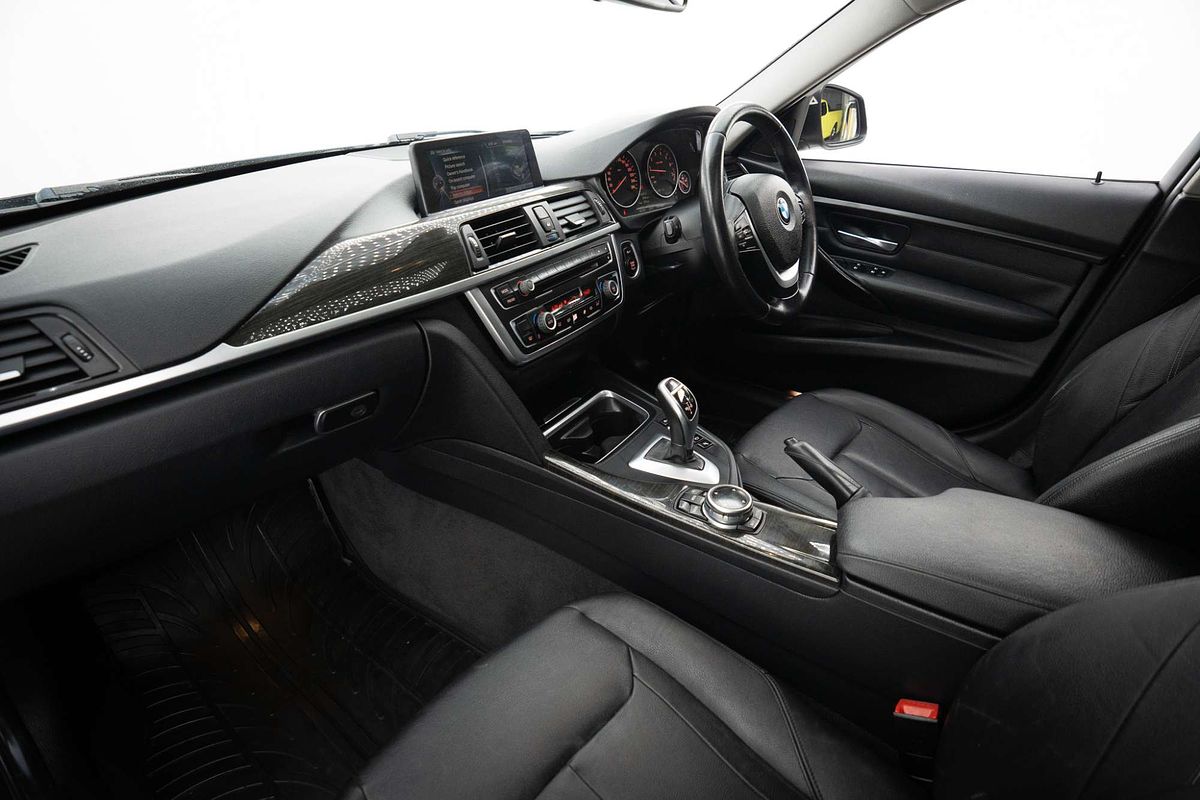 2014 BMW 3 Series 328i Luxury Line F30