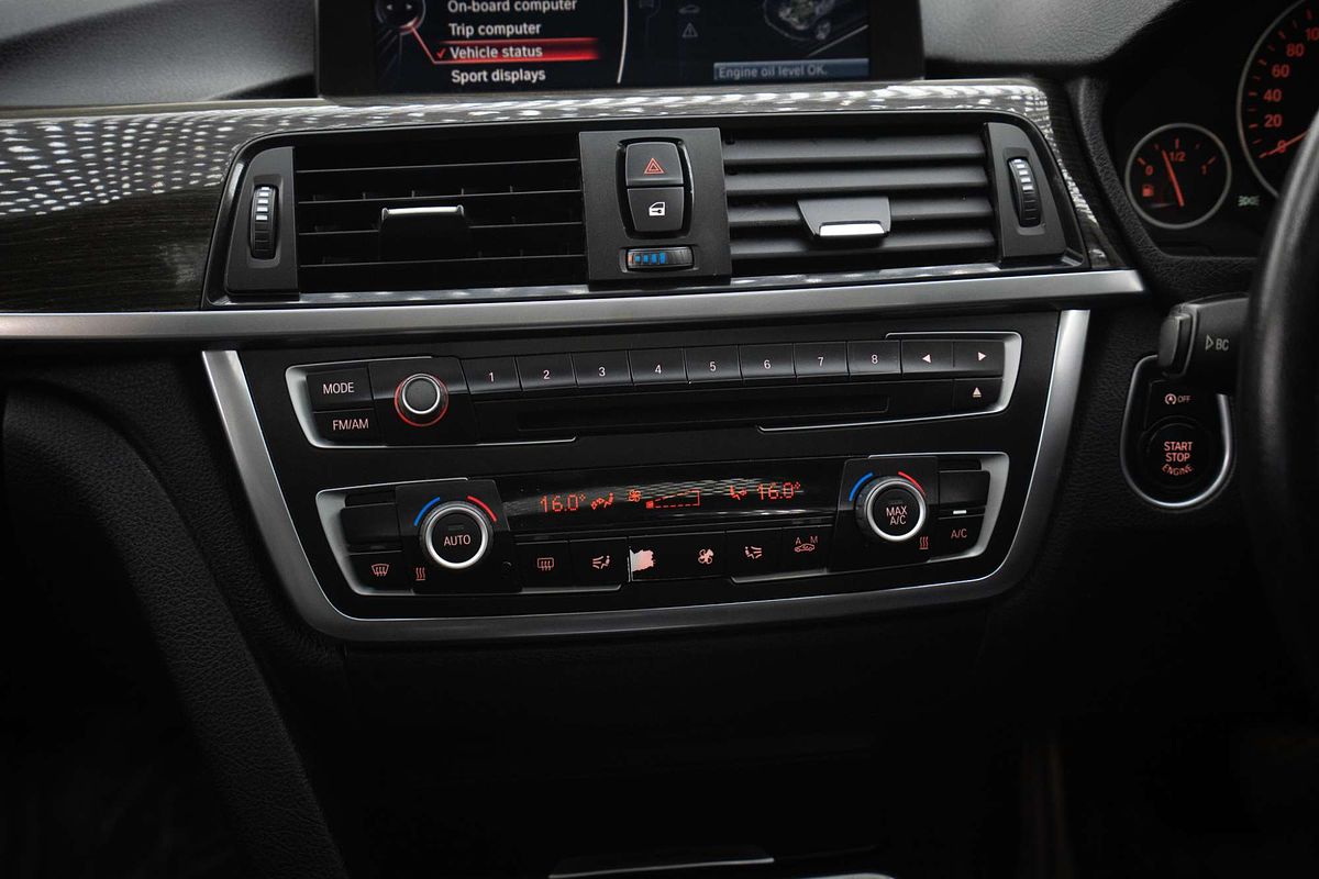 2014 BMW 3 Series 328i Luxury Line F30