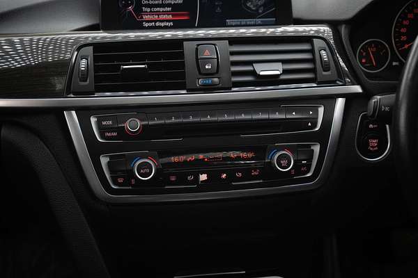 2014 BMW 3 Series 328i Luxury Line F30